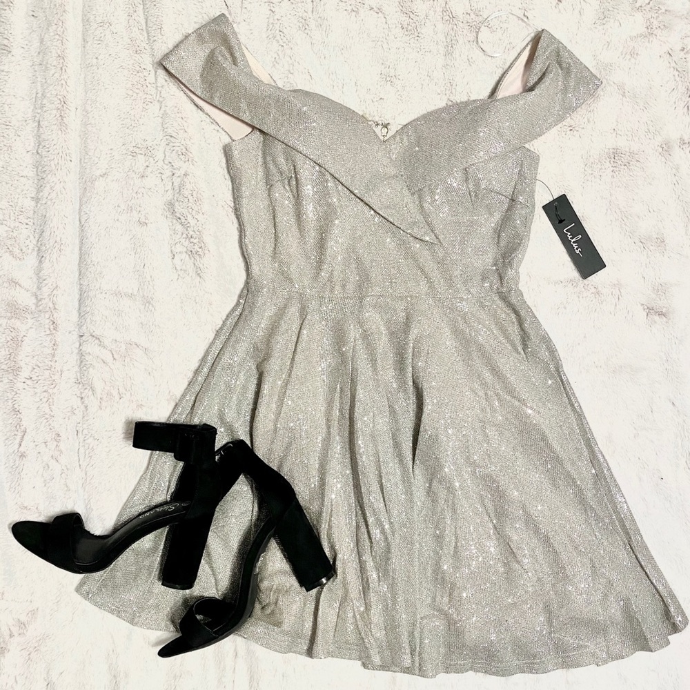 Lulu’s NWT Metallic Off The Shoulder Skater Dress